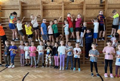 Společné cvičení s předškoláky z MŠ Vandrovka